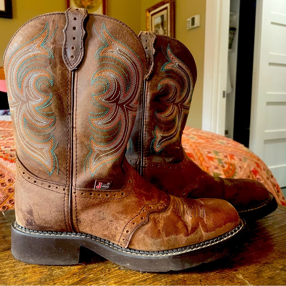 Justin’s Gypsy Boots L9908 size 10